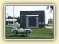 Hier der Abzweiger zum Fangio-Museum, dem berhmten Formel1-Rennfahrer der 50er Jahre